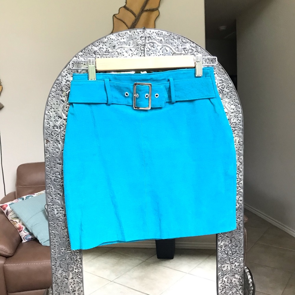 Notorious skirt